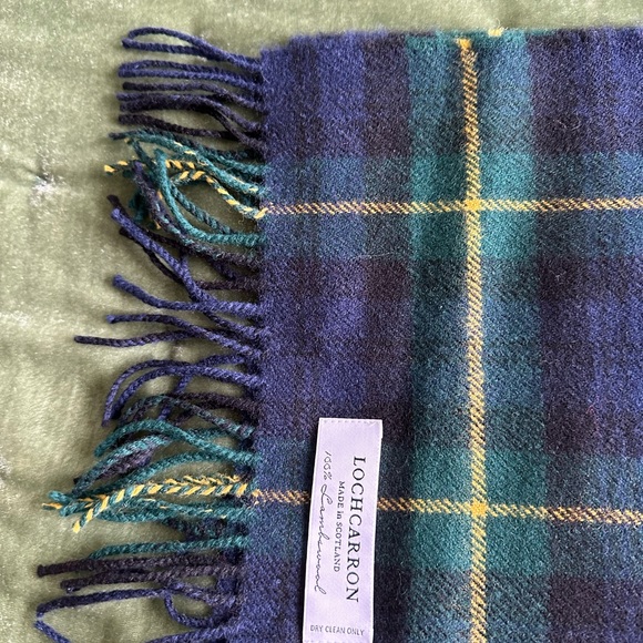Locharron Men's Wool Scarf - Picture 6 of 6